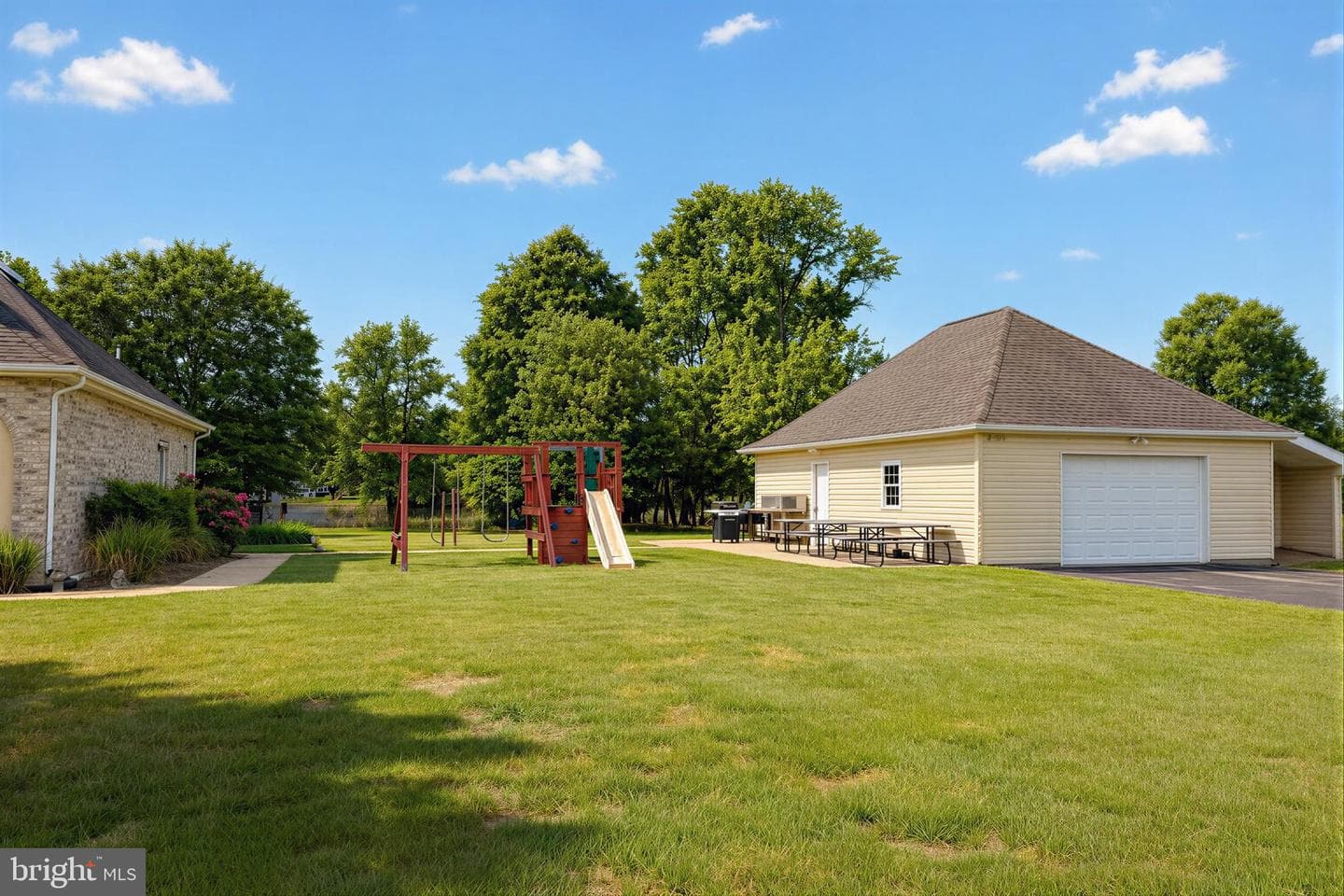 21045 Oakland Hall Road photo 4