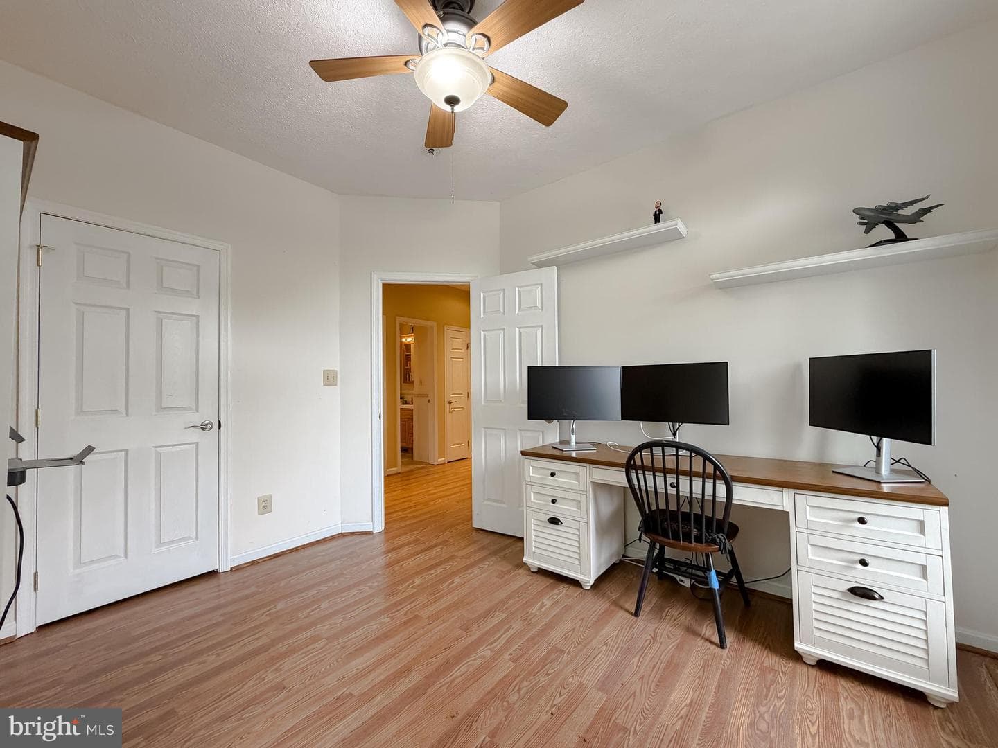 21045 Oakland Hall Road photo 46