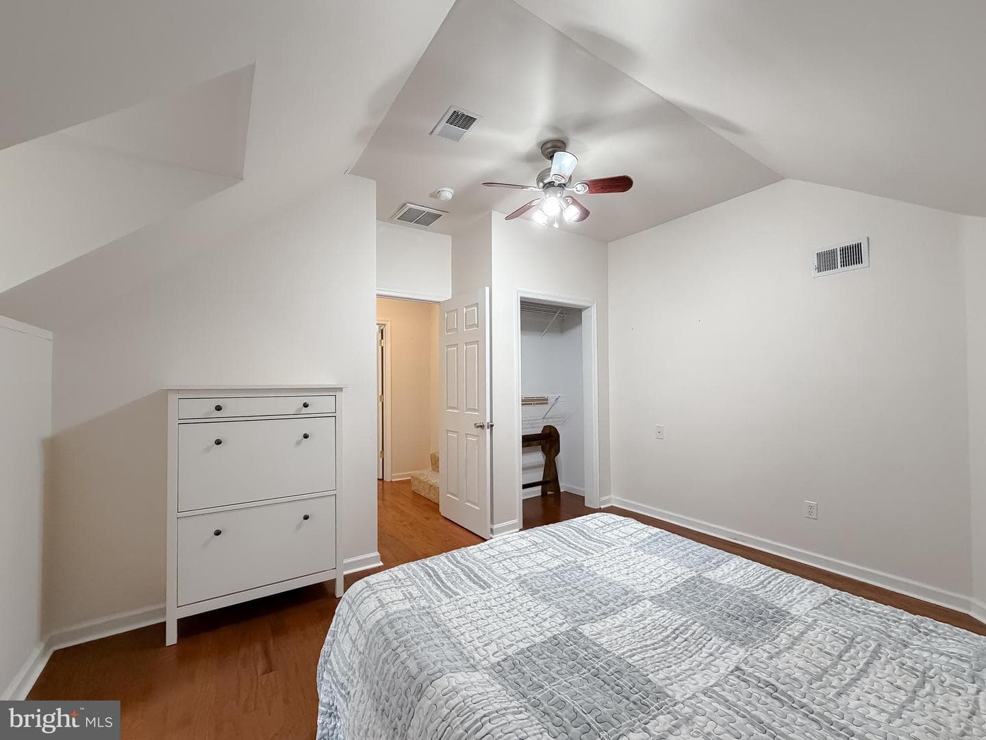 21045 Oakland Hall Road photo 54