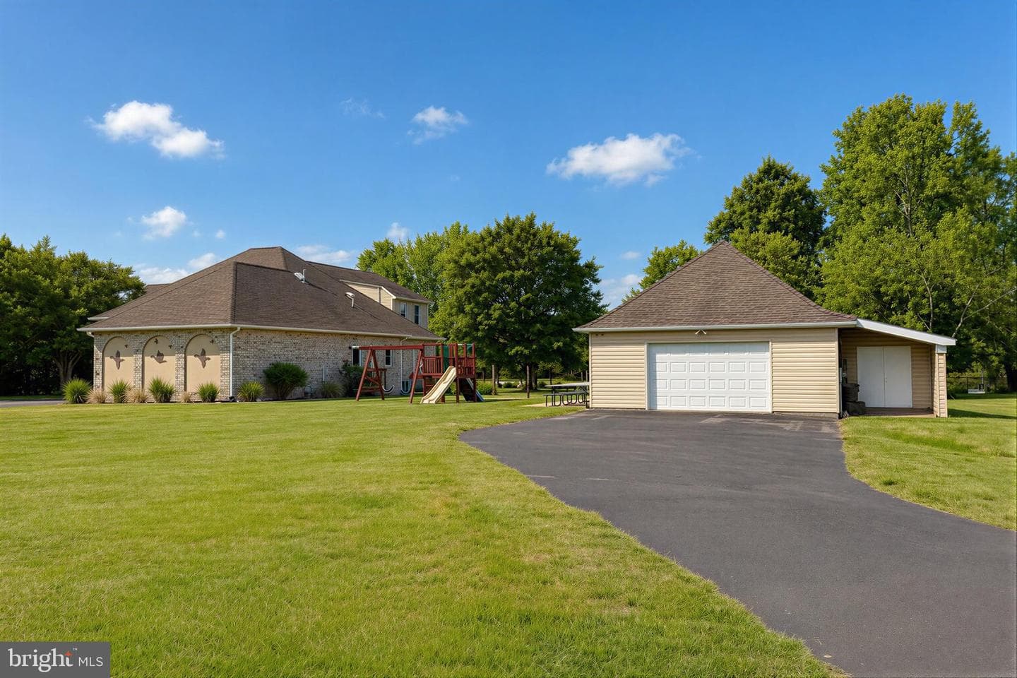 21045 Oakland Hall Road photo 7