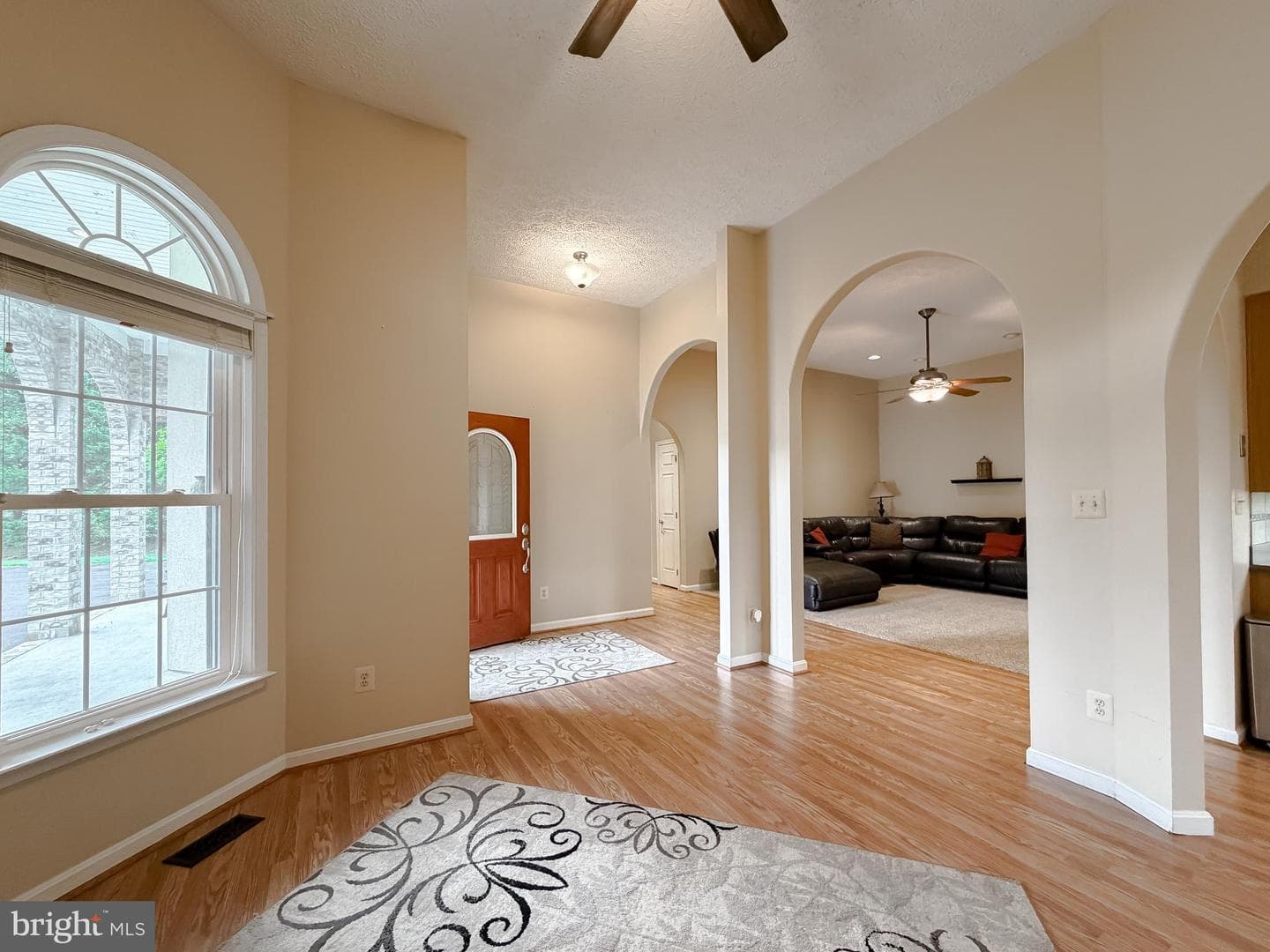 21045 Oakland Hall Road photo 9