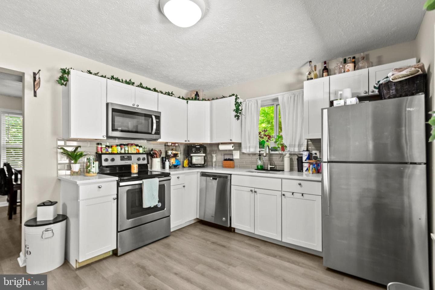 23340 Holly Hill Lane photo 2