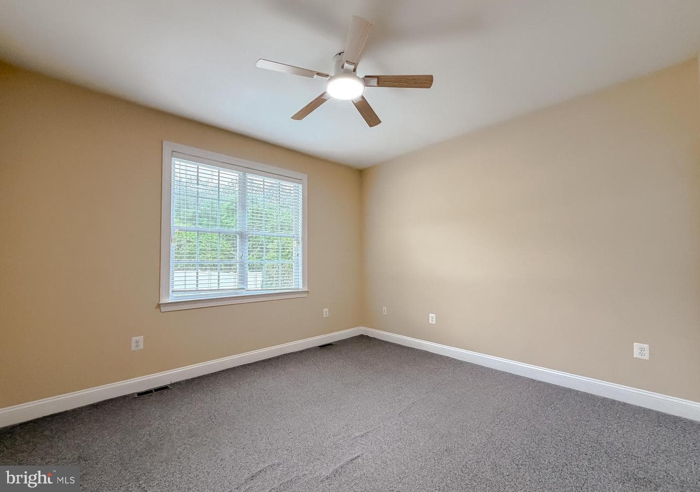 47805 Kittamaquund Lane photo 40