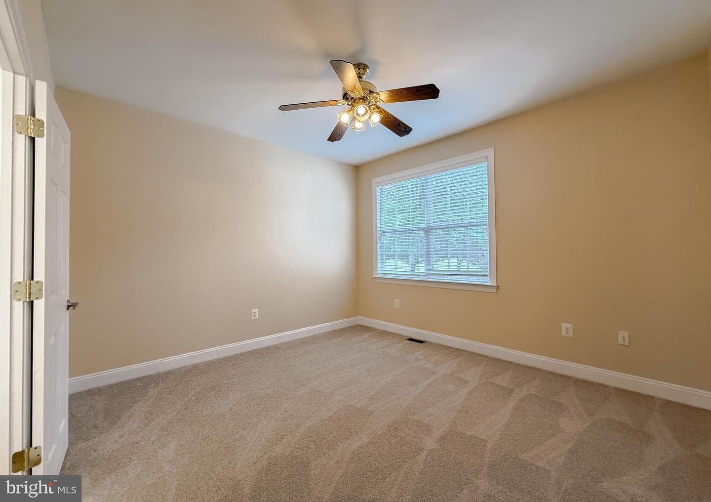 47805 Kittamaquund Lane photo 42