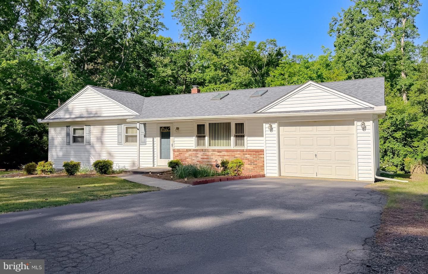 23145 Marshall Road photo 2