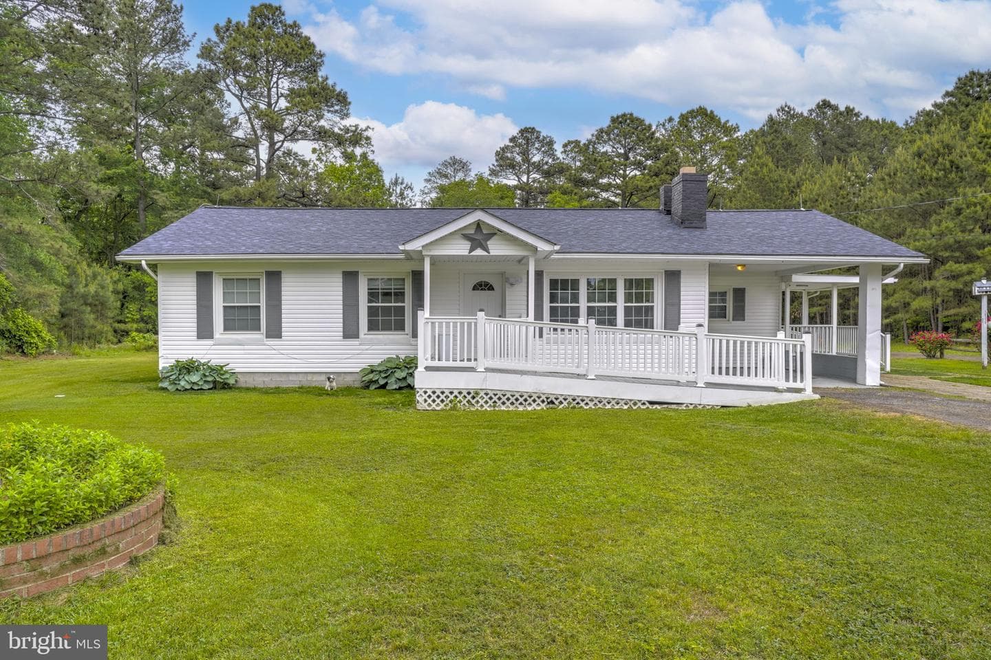 38330 Hatchet Thicket Road, Avenue