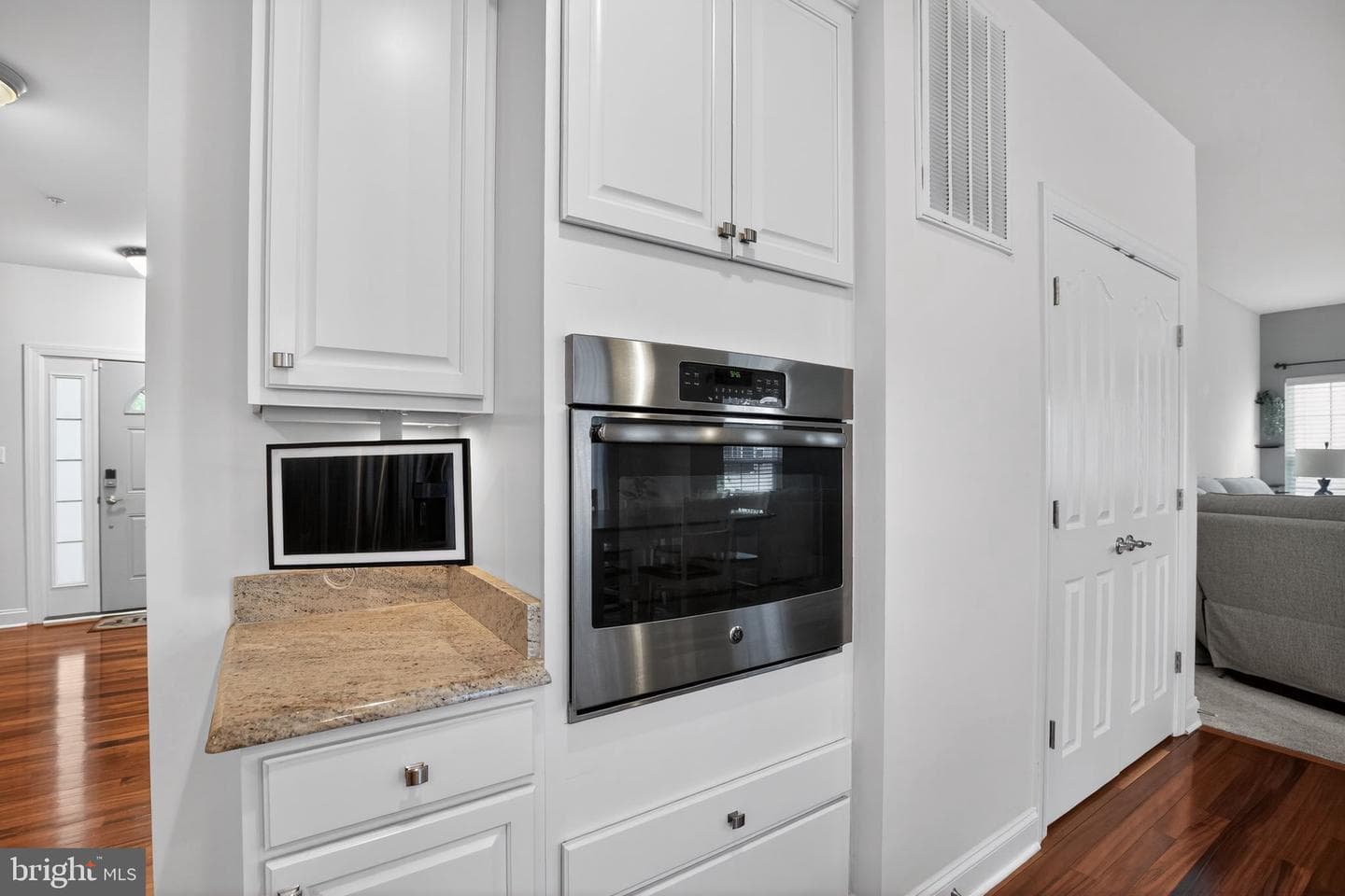 46840 Shelton Drive photo 7