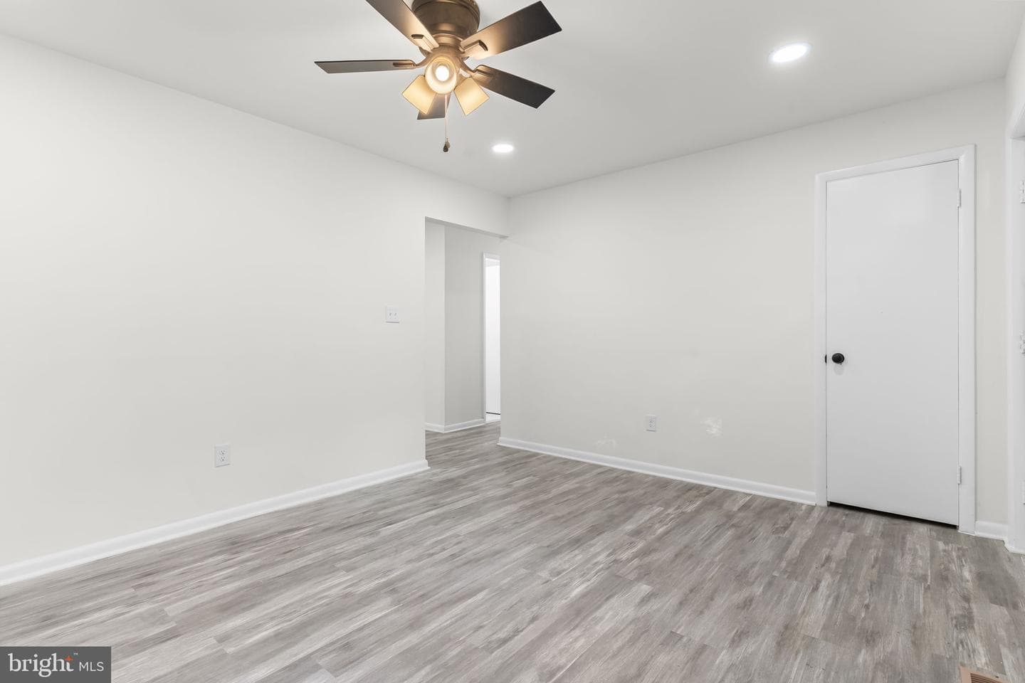 26079 S Sandgates Road photo 9