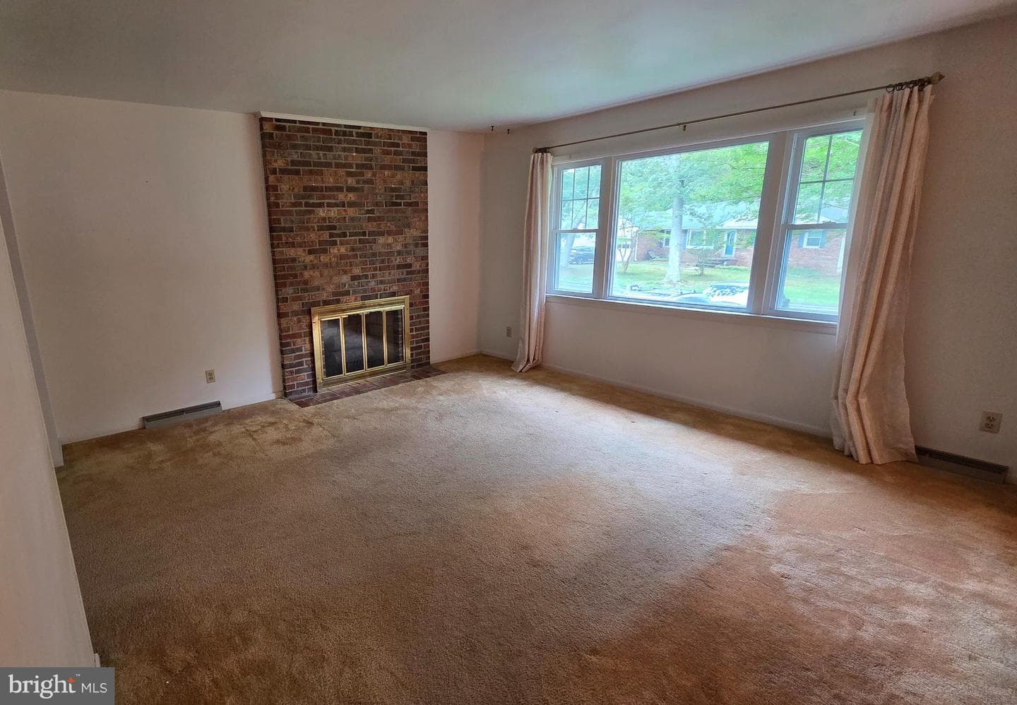 45822 Filmore Drive photo 2