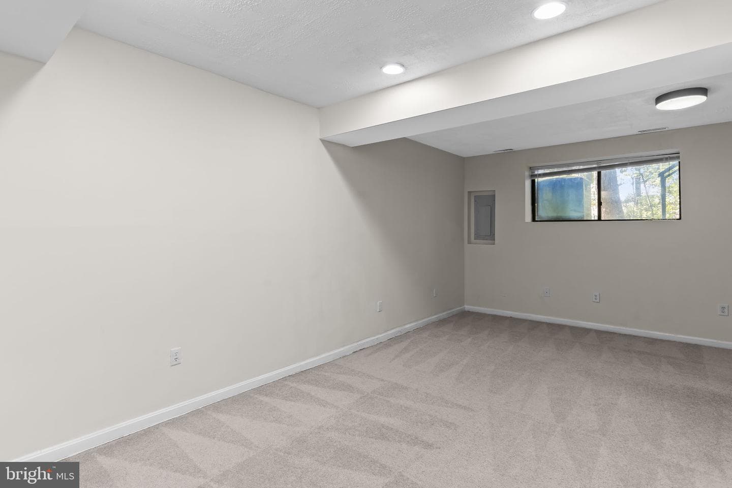 23358 Red Oak Court photo 27