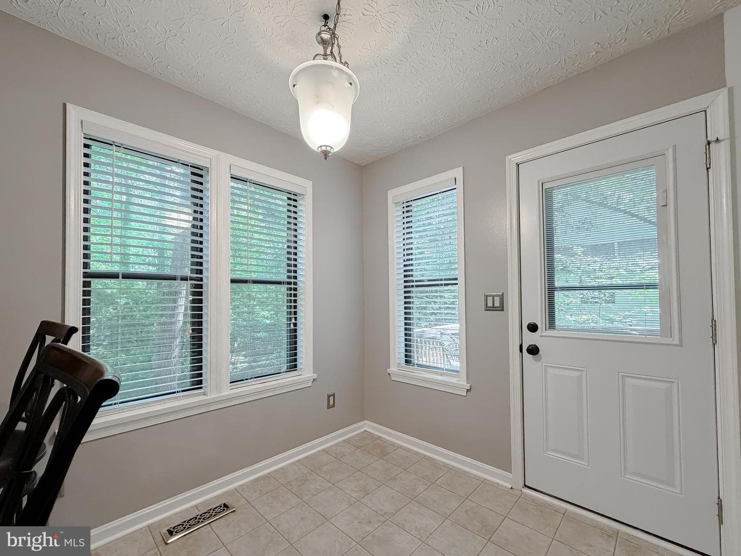23294 Holly Hill Lane photo 16