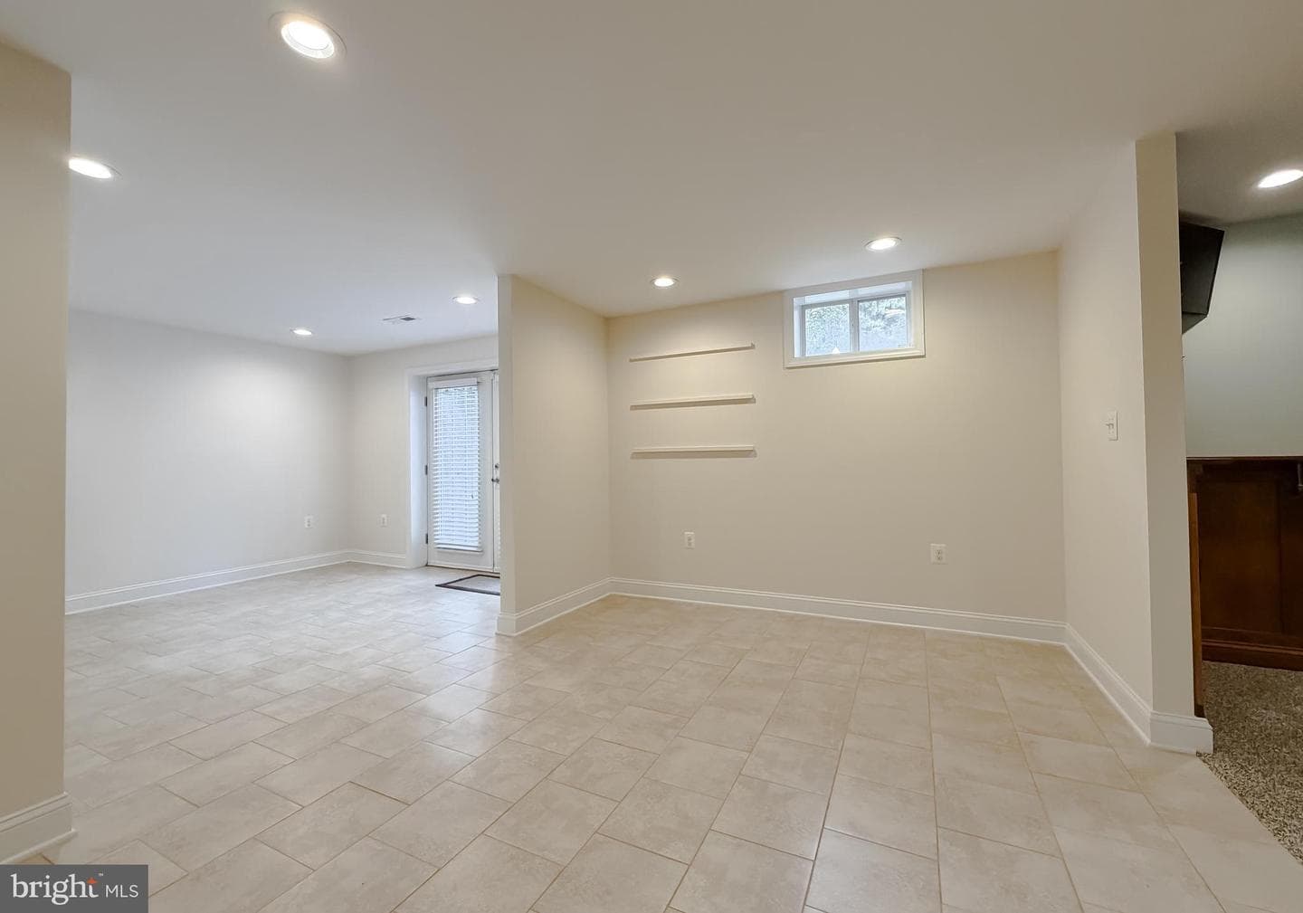 48425 Princess Court photo 37