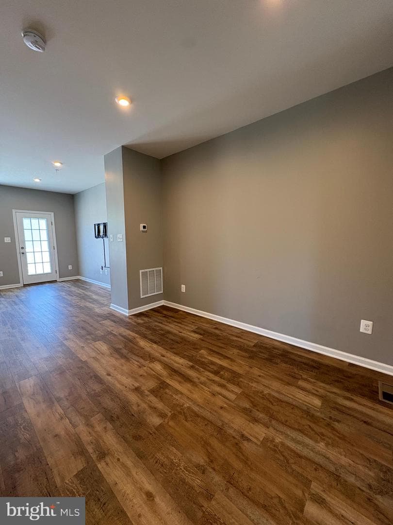 43767 Winterberry Way photo 8