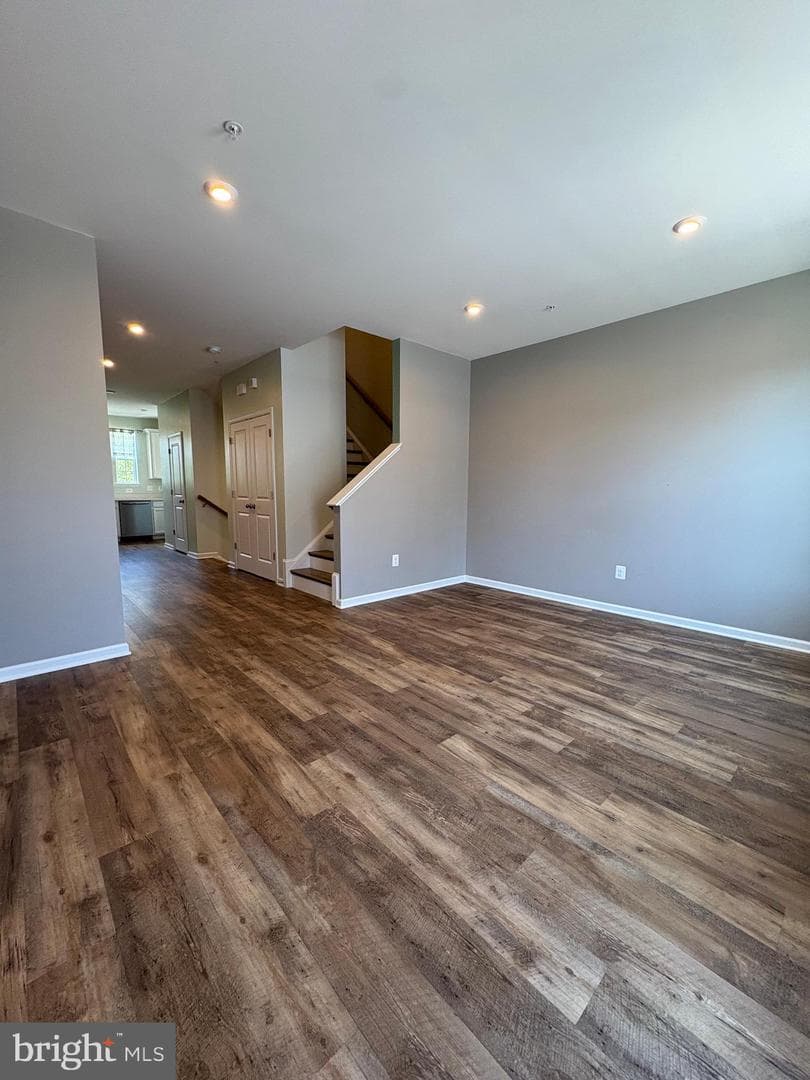 43767 Winterberry Way photo 9