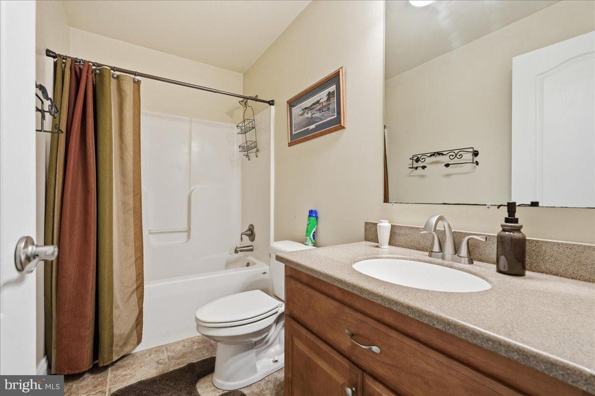 18050 Ellyn Court photo 15