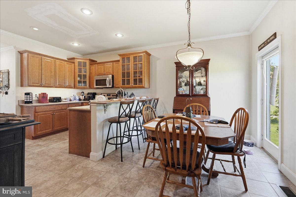 18050 Ellyn Court photo 8