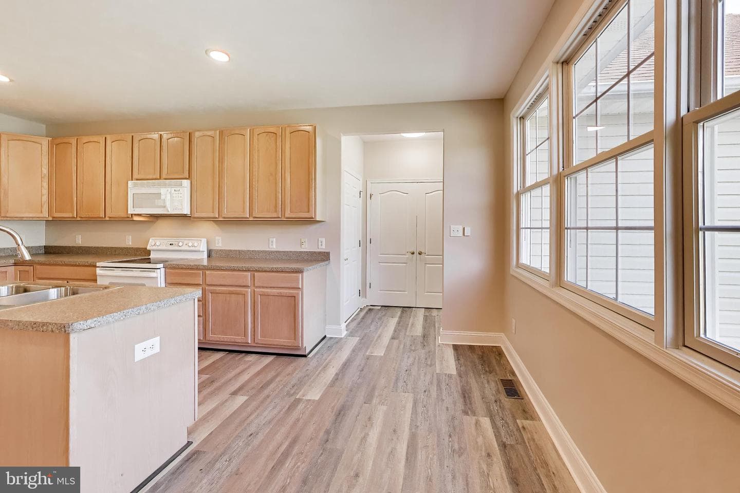41600 Miss Bessie Drive photo 5