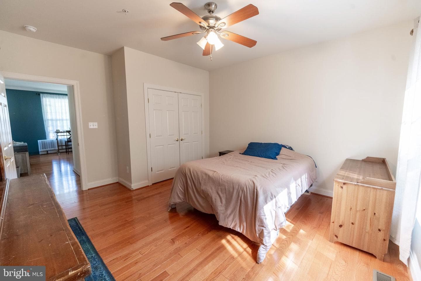 46995 Pembrooke Street photo 22