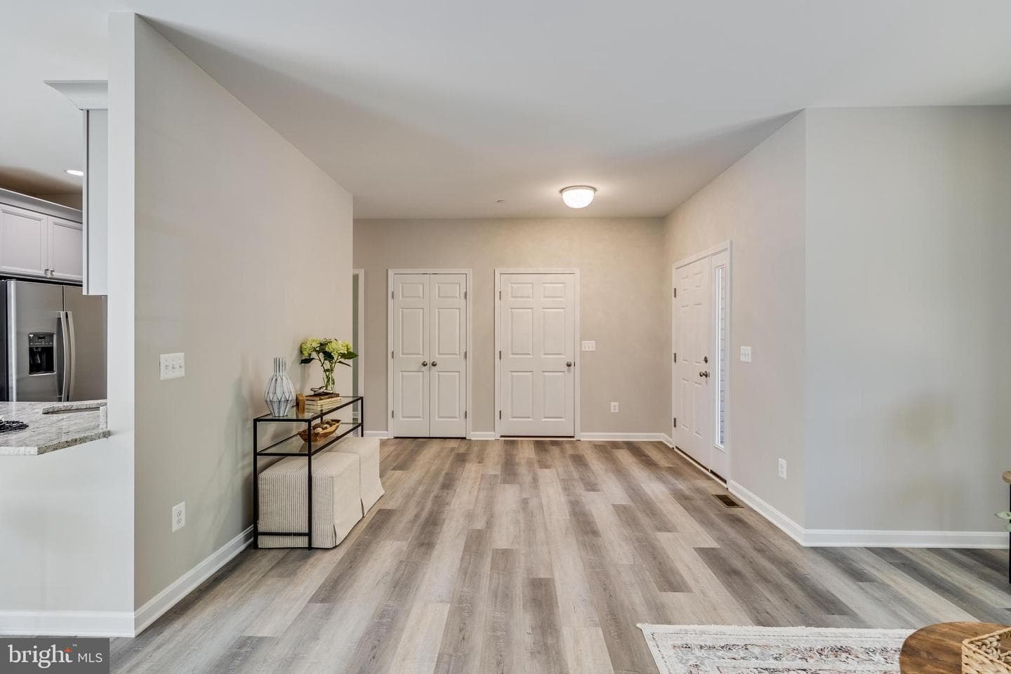 21183 Abell Road photo 16