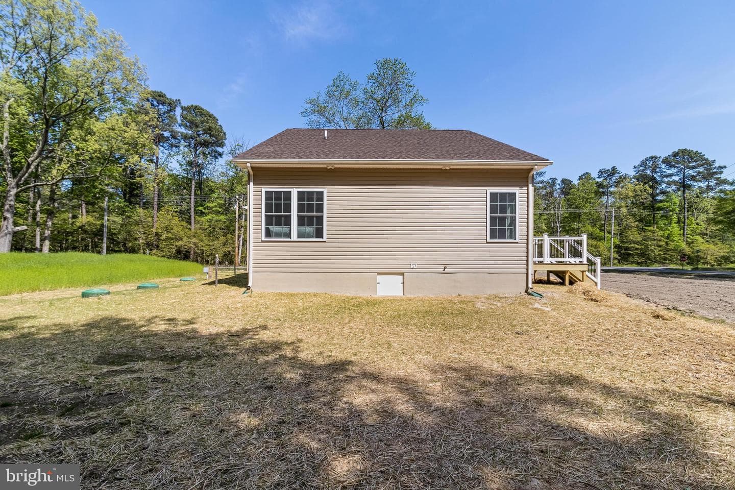 21183 Abell Road photo 35