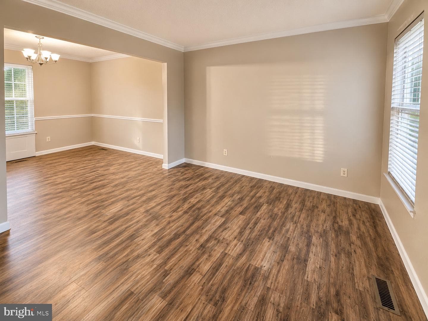20921 Coronet Place photo 4