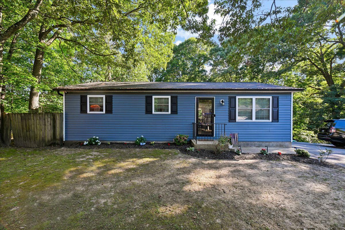 39875 Golden Beach Rd, Mechanicsville