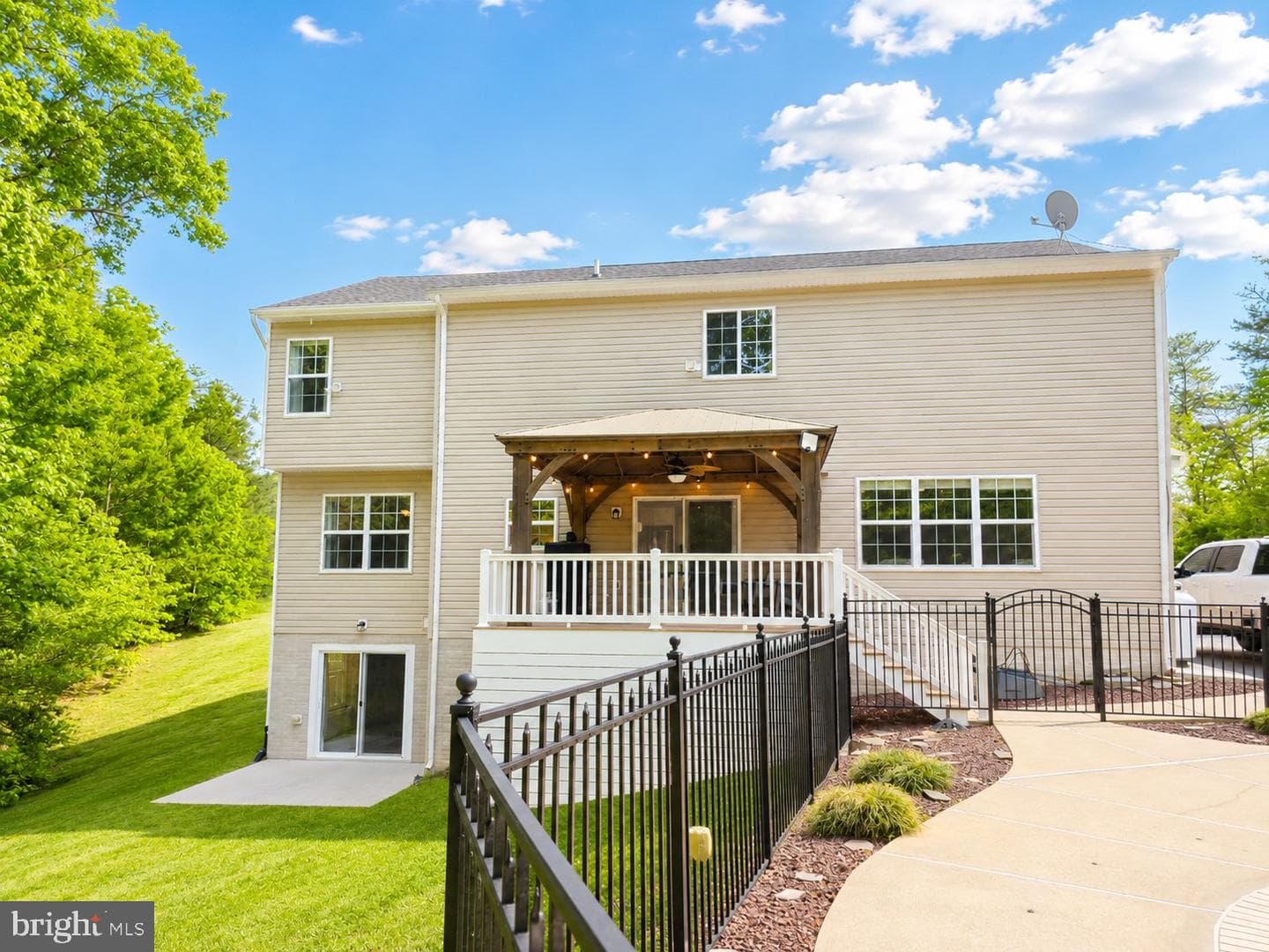 28136 Ben Oaks Drive photo 4
