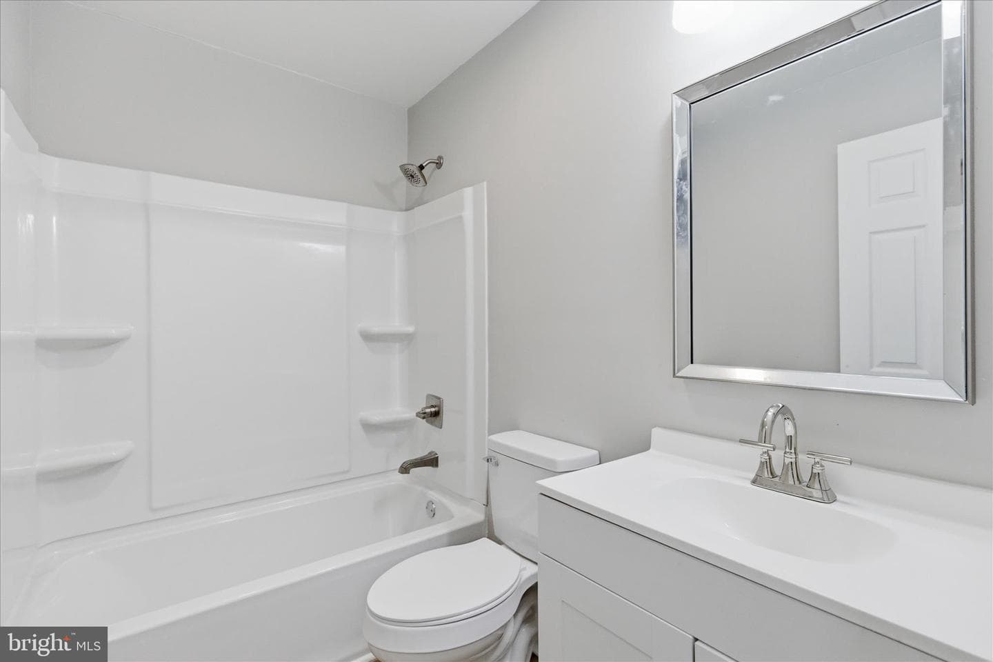 22330 Macon Court photo 8