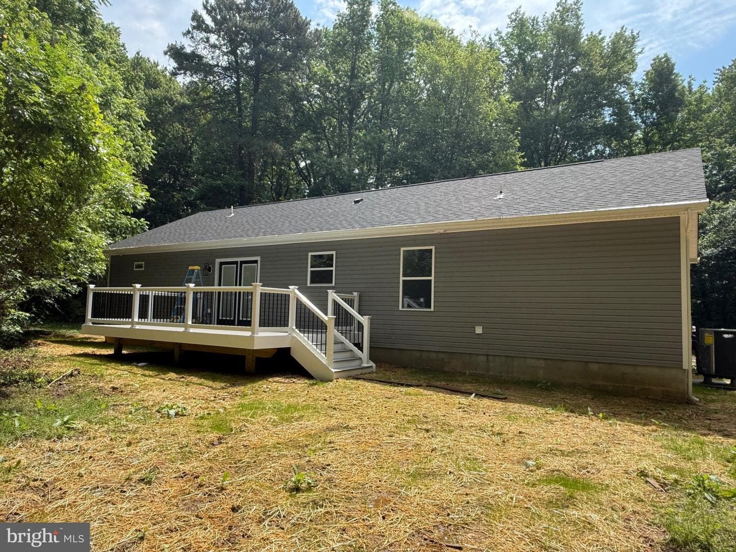 48236 Beachville photo 2