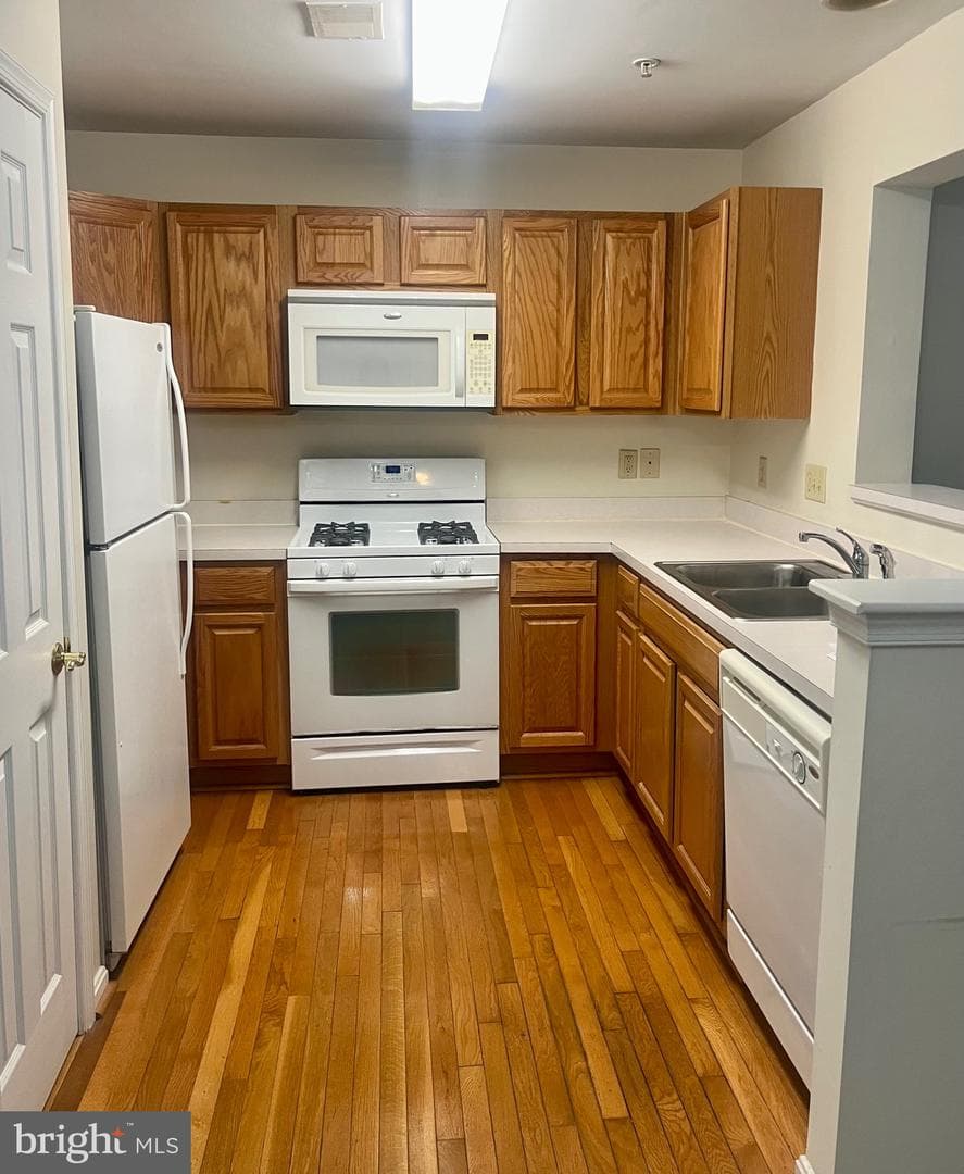 45482 Westmeath Way #h 12 photo 5