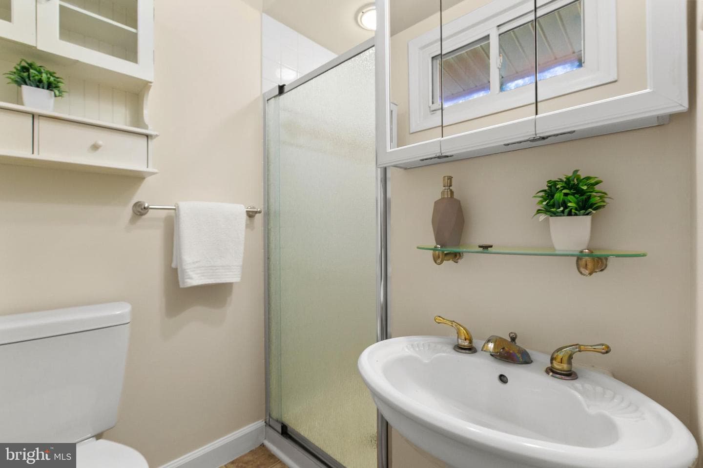22518 Garrison Drive photo 17
