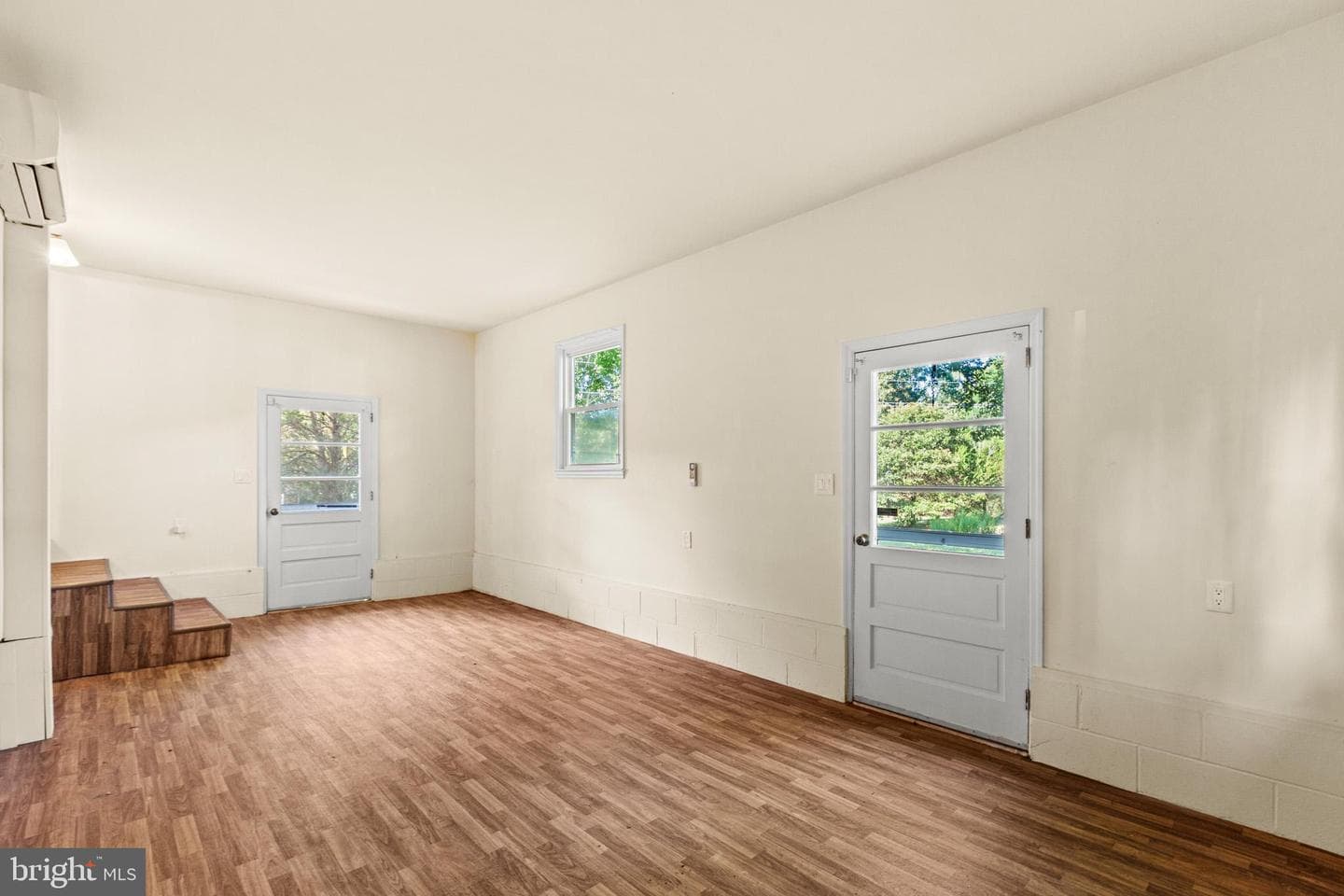 22518 Garrison Drive photo 20
