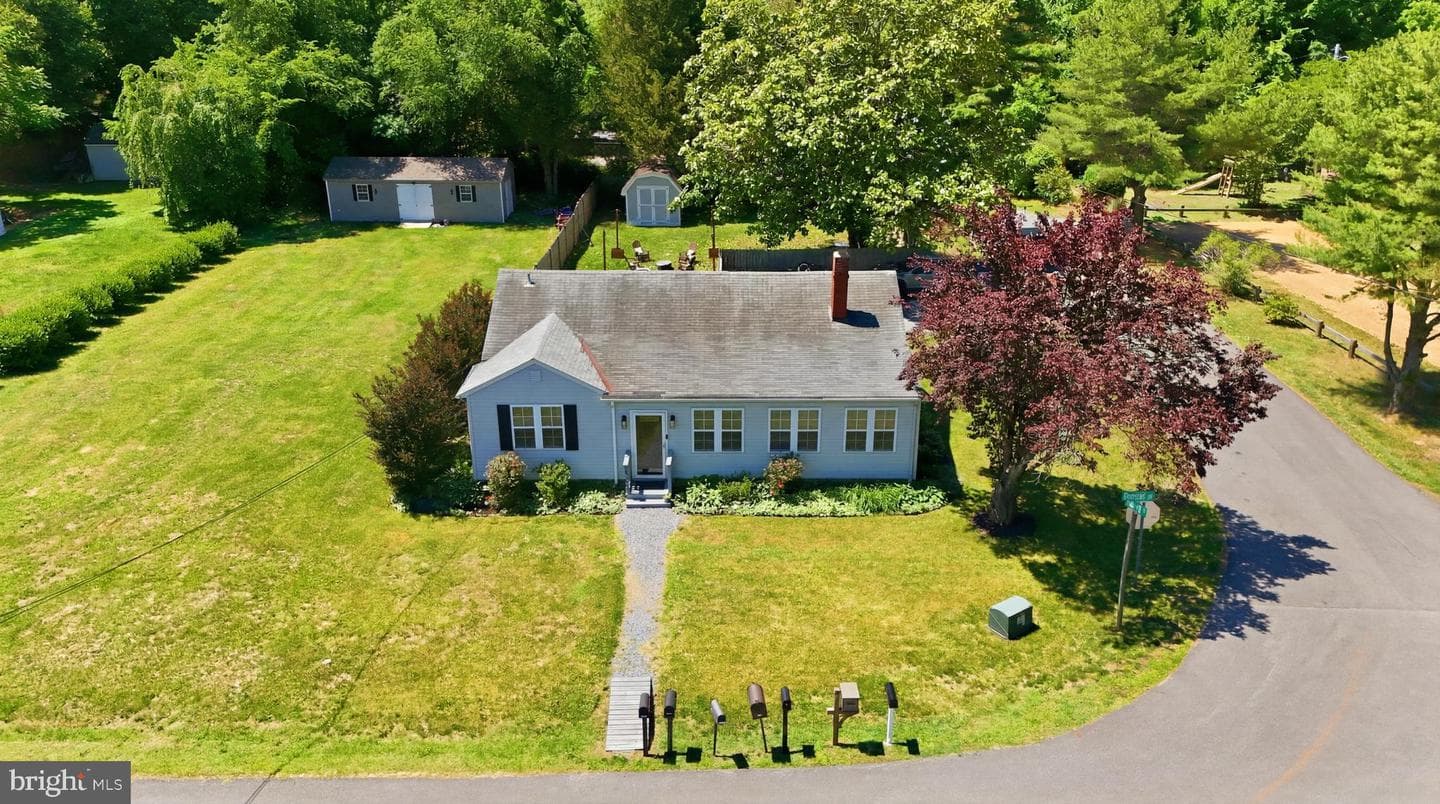43183 Riverside Drive photo 2