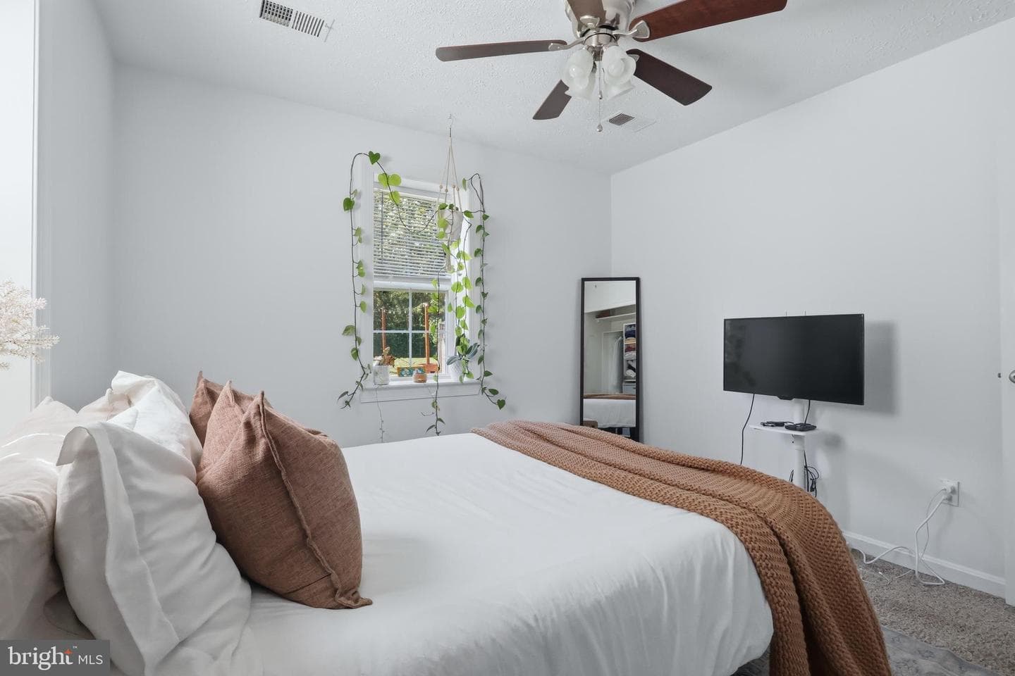 43183 Riverside Drive photo 21