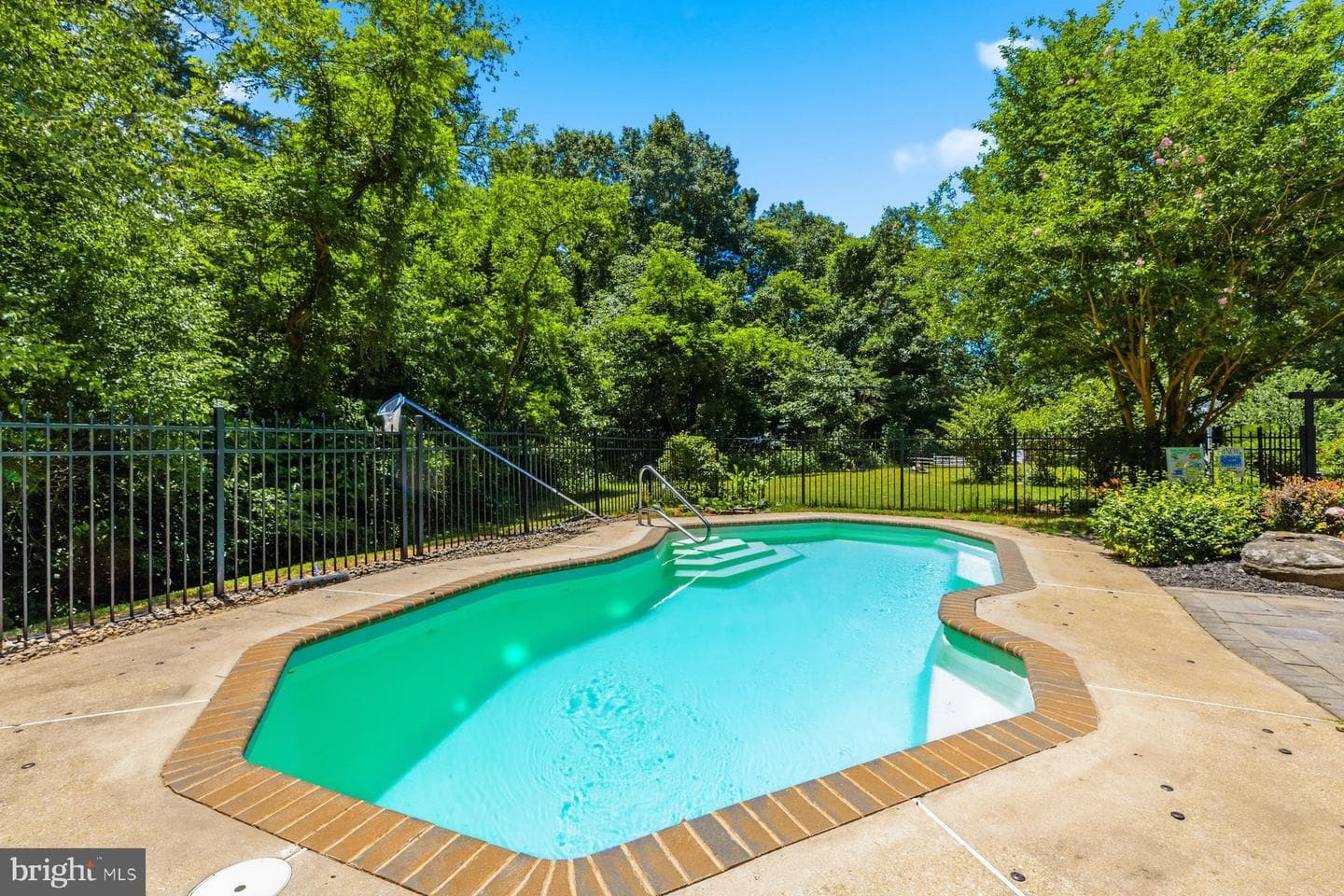 24249 Mcintosh Road photo 5