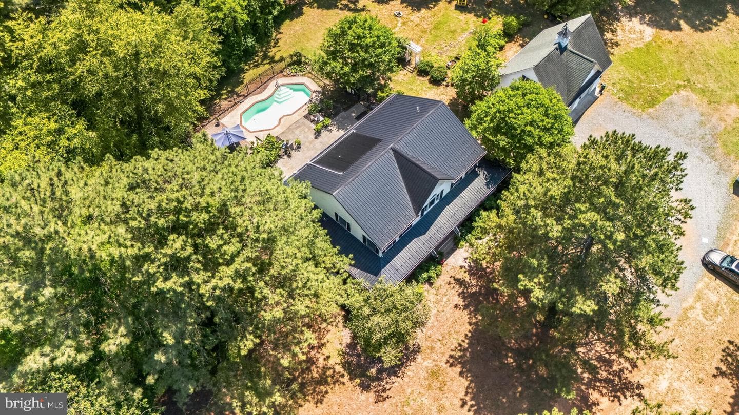 24249 Mcintosh Road photo 55