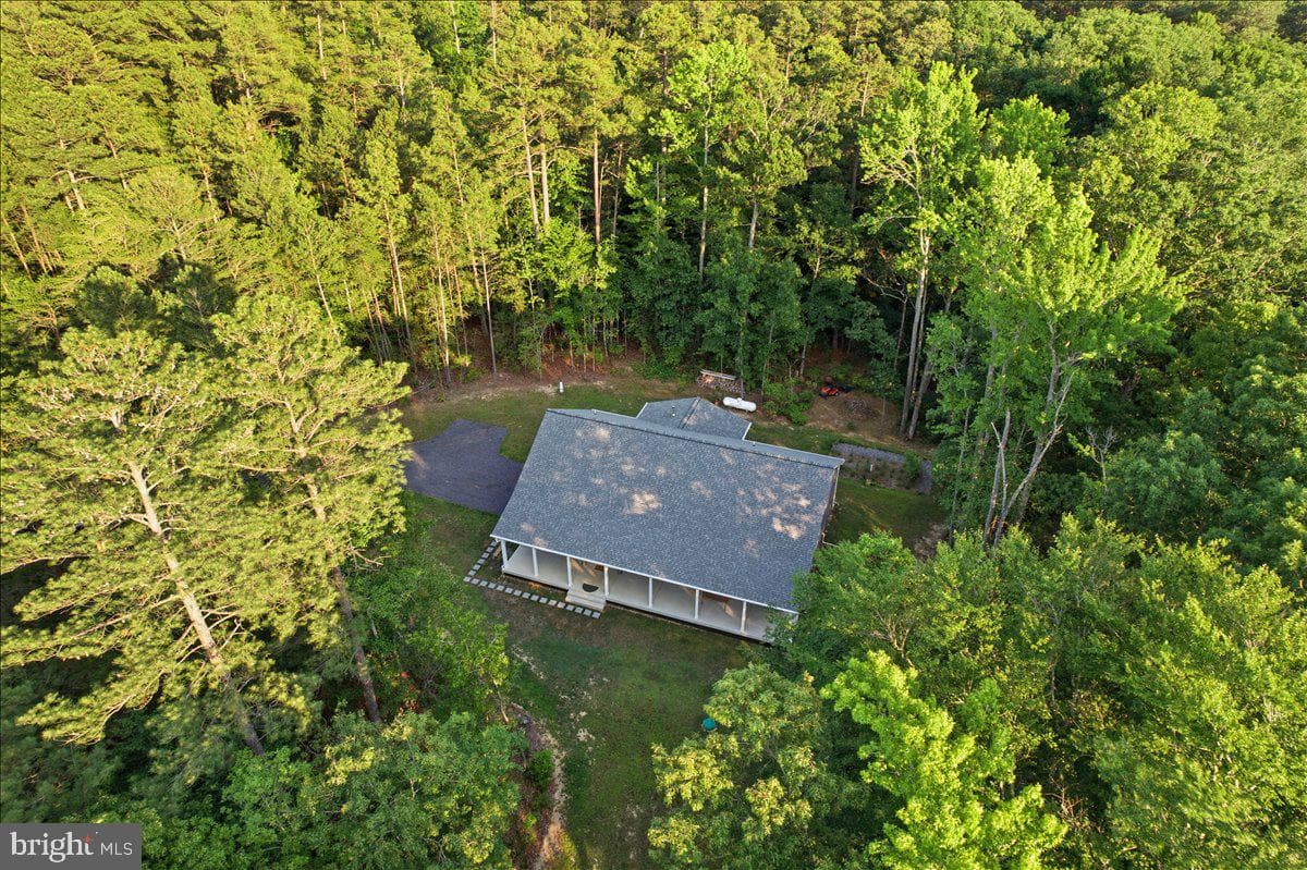 22405 Hood Lane, Leonardtown