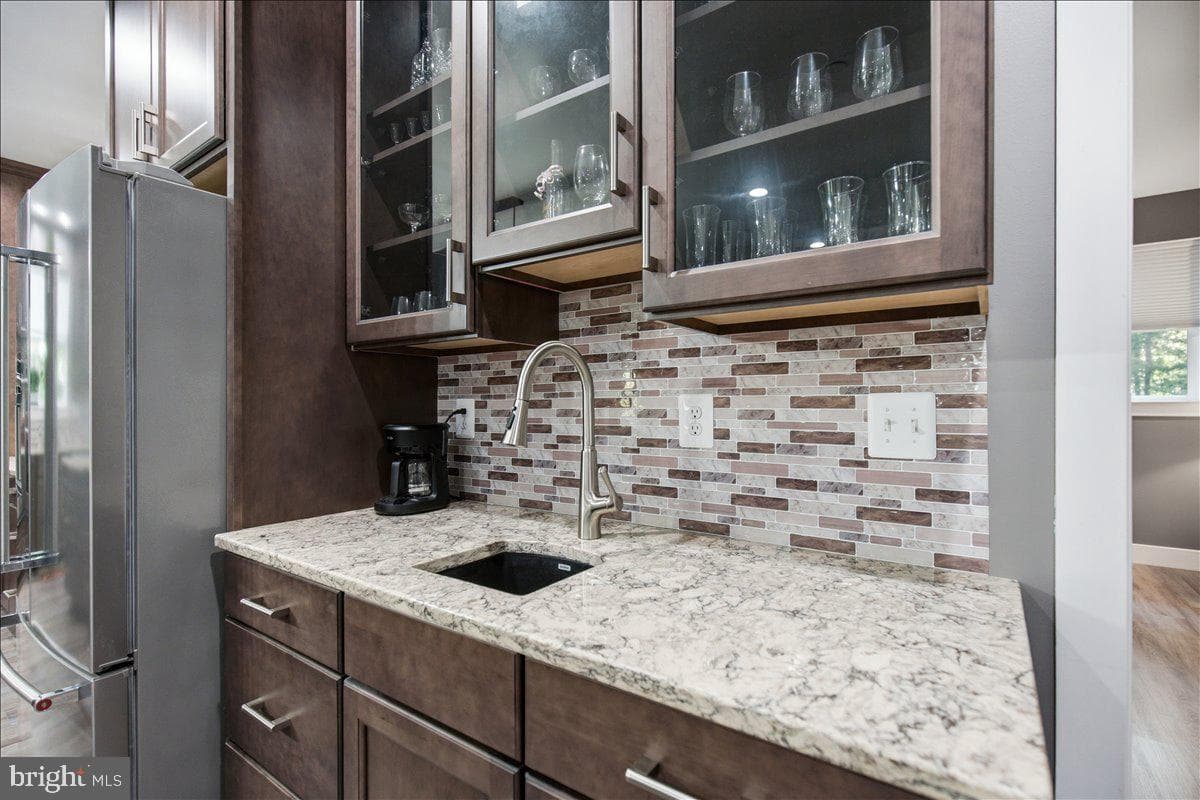 22405 Hood Lane photo 29