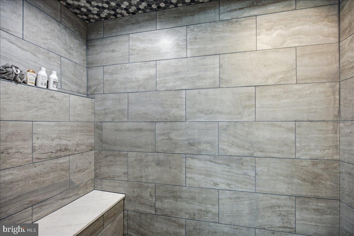 22405 Hood Lane photo 46