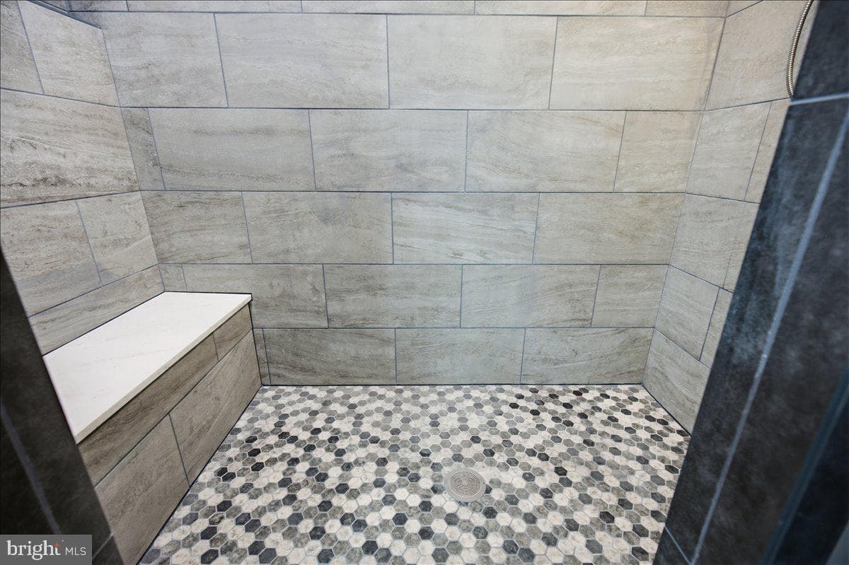22405 Hood Lane photo 47