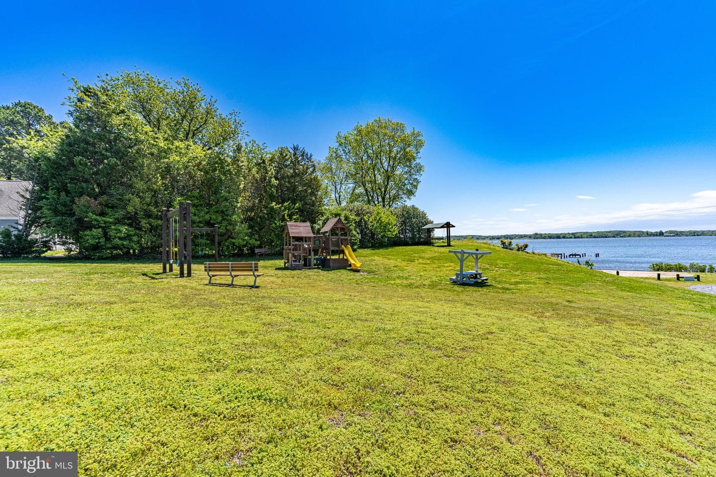 21822 Riviera Court photo 76