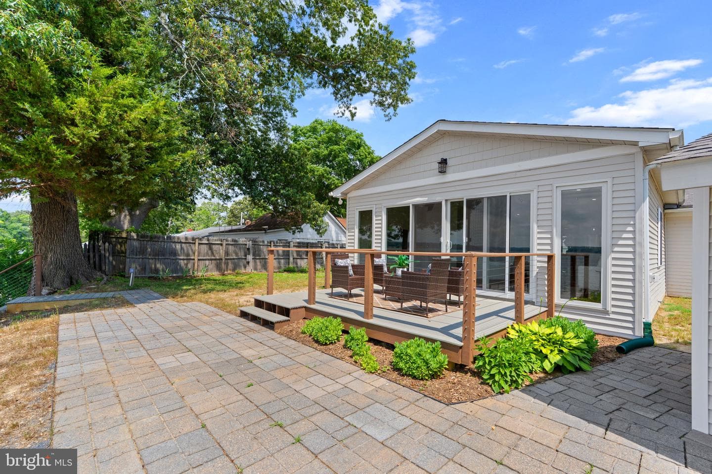 22393 Saint Clements Avenue photo 49