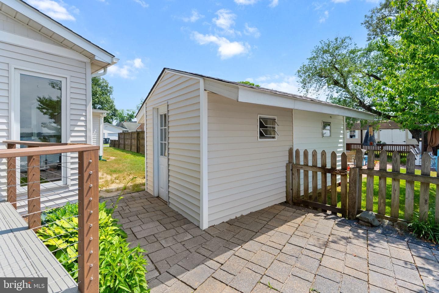 22393 Saint Clements Avenue photo 51