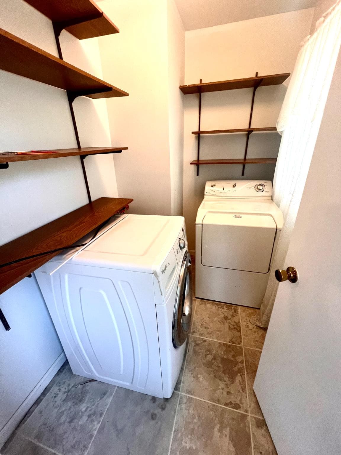24301 Old Hollywood Road photo 15