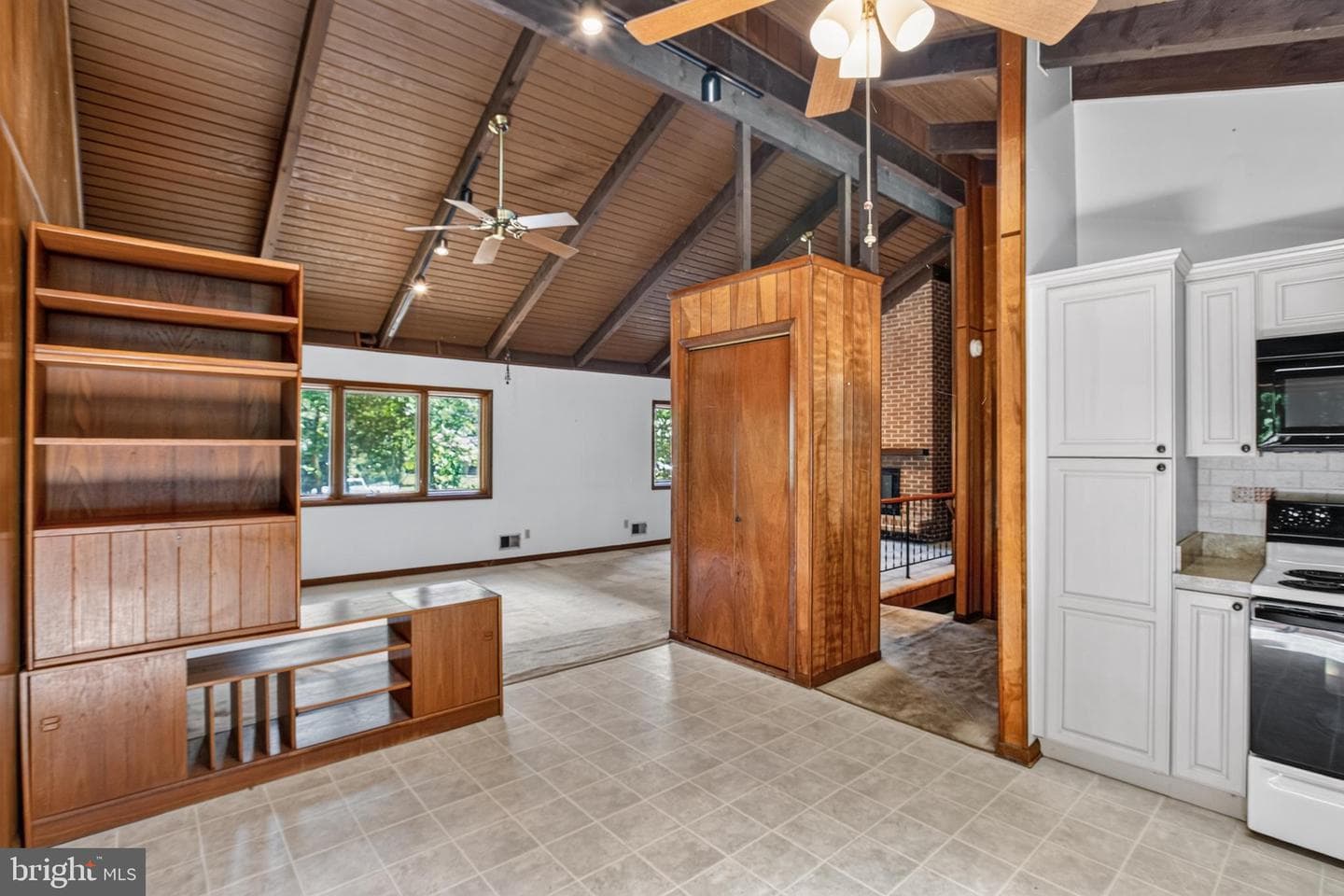 40743 Magee Drive photo 4