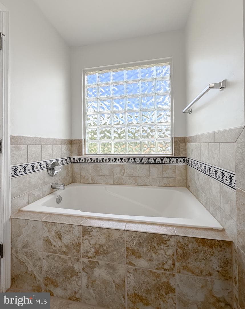 22513 Castle Pollard Way photo 37