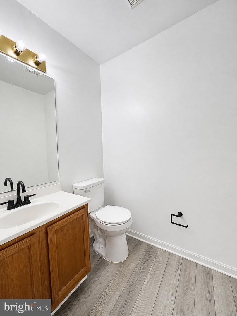 45611 Longfields Village Drive photo 5