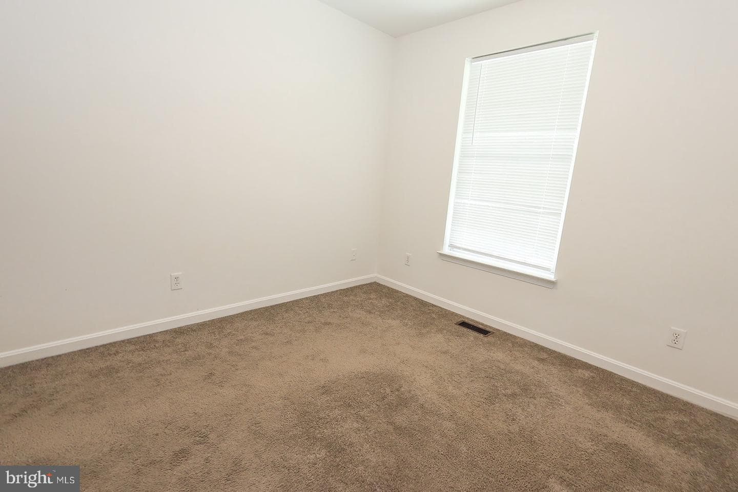 45820 Wolftrap Way photo 23