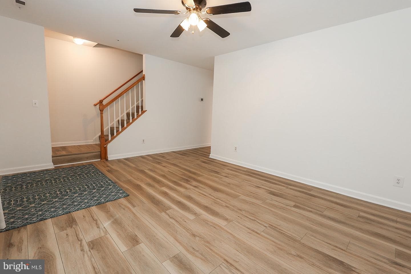 45820 Wolftrap Way photo 6