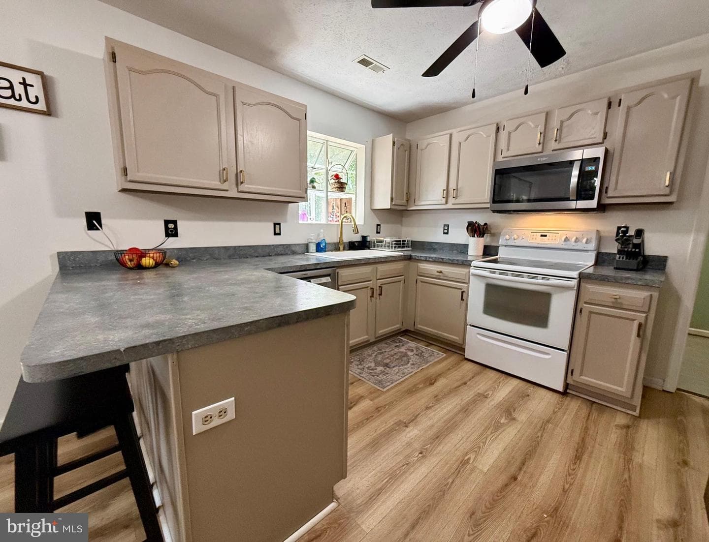 35865 Sycamore Court photo 9